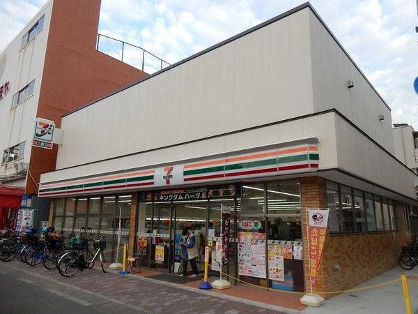 ＭＴ城東　セブンイレブン大阪鴫野東3丁目店（コンビニ）／592m　