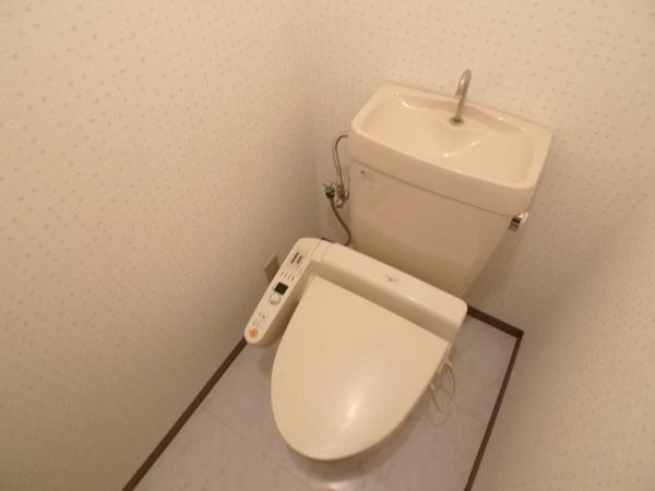 鶴見ロータスマンション　トイレ　