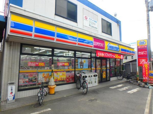 　ミニストップ高井田駅南口店（コンビニ）／138m　