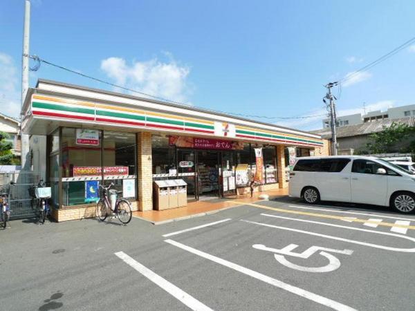 　セブンイレブン大阪今津中1丁目店（コンビニ）／139m　