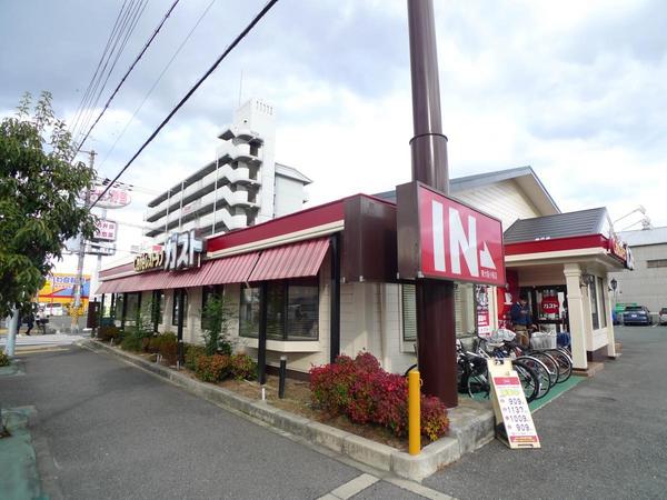 　ガスト東大阪小阪店（飲食店）／380m　