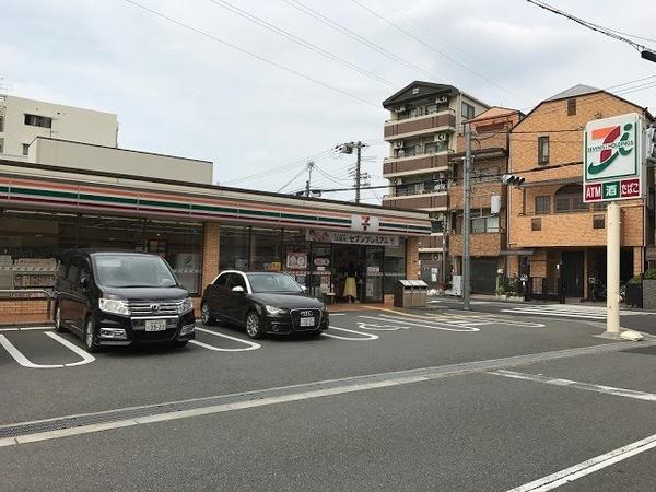 　セブンイレブン大阪成育1丁目店（コンビニ）／208m　