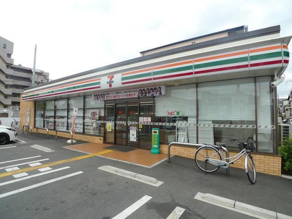 　セブンイレブン大阪諏訪3丁目店（コンビニ）／381m　