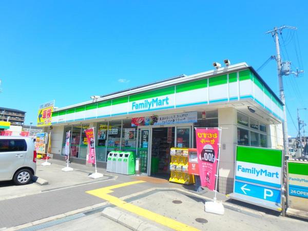 　ファミリーマート小浦中環東大阪店（コンビニ）／294m　