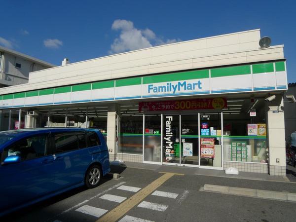 　ファミリーマート新森二丁目店（コンビニ）／305m　