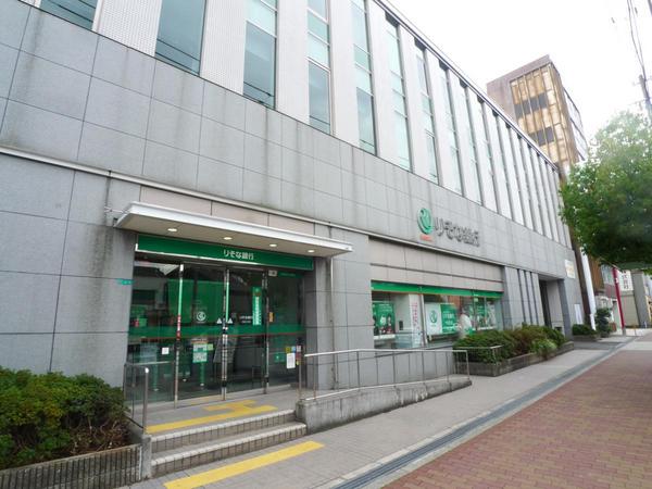 　りそな銀行布施口支店（銀行）／175m　